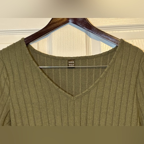SHEIN Women’s Size XL Olive Green Rib Knit Long Sleeve V-Neck Top Casual Soft - Picture 6 of 13